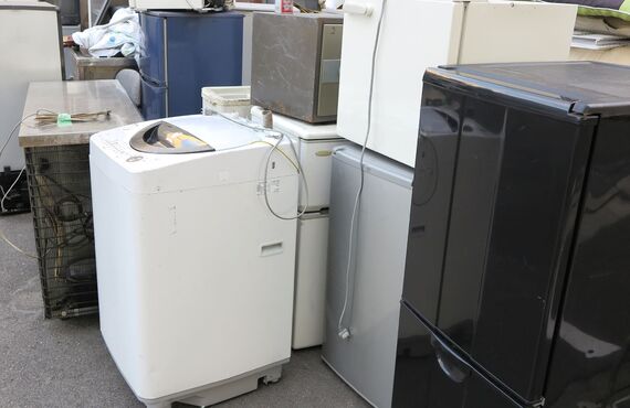 一つひとつの作業を注意深く行うリサイクルの専門家 | 神奈川にて不用品回収をお考えなら株式会社山崎商店へ